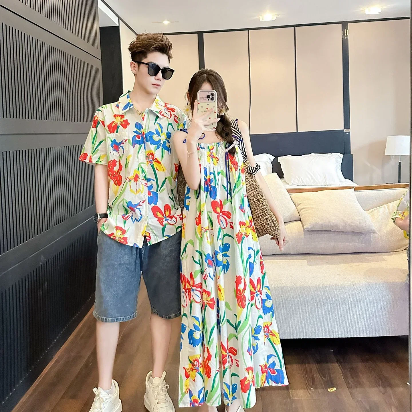 Ropa de vacaciones coreana par - Resort Shirt Floral reseña y precio
